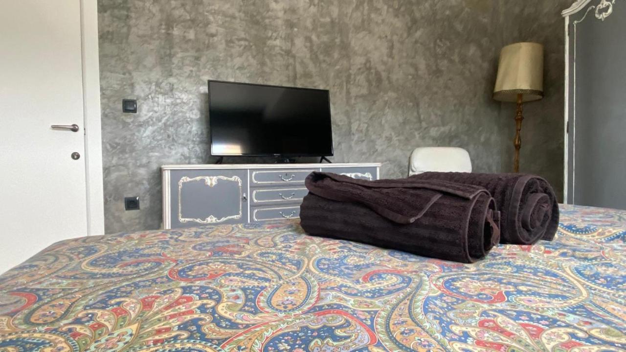 White House En Enguera - Fantastica Casa Con Jacuzzi Piscina Y Barbacoa Apartment Ngoại thất bức ảnh